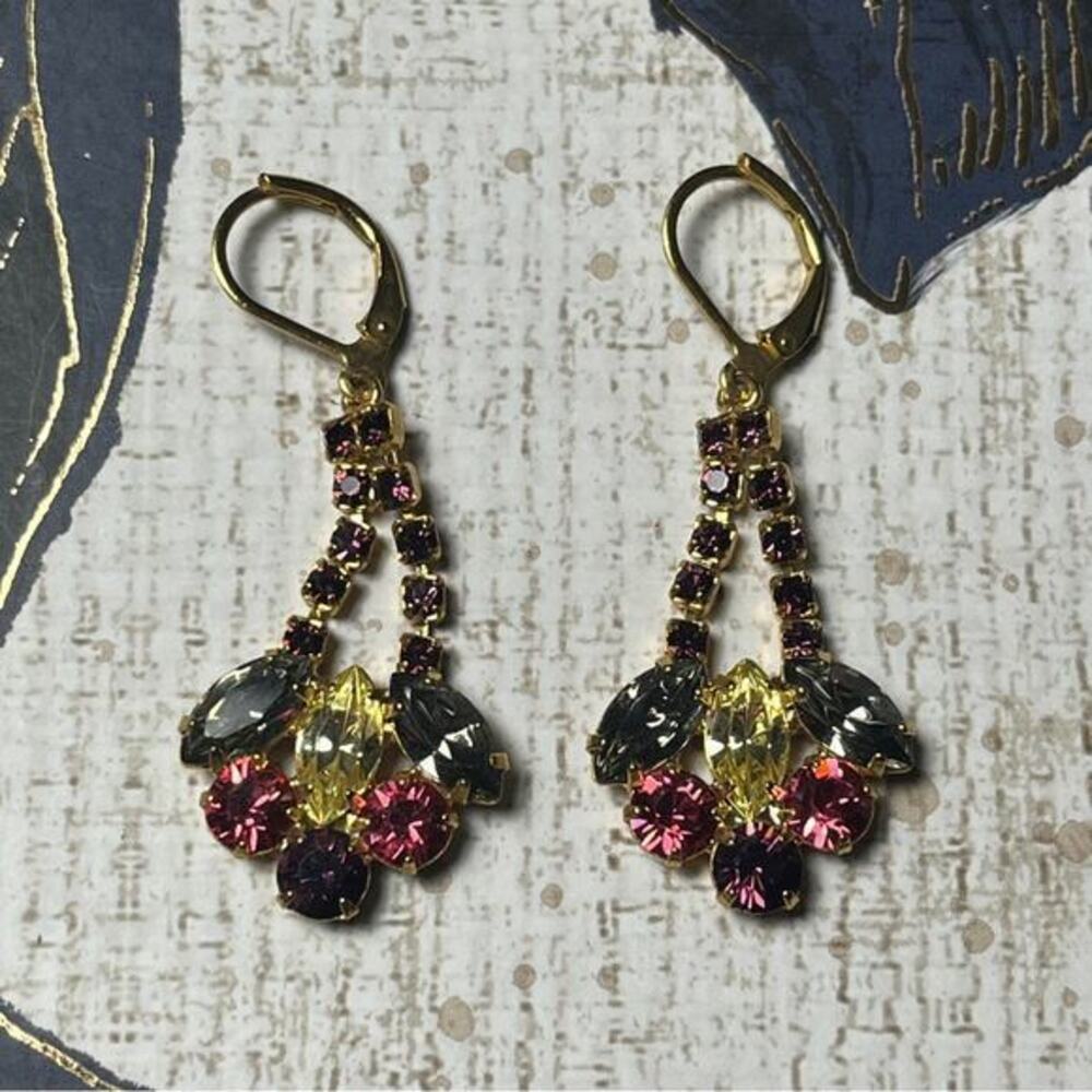 Vintage Elegant Gold and Pink Rhinestone Crystal Dangle Earrings D2